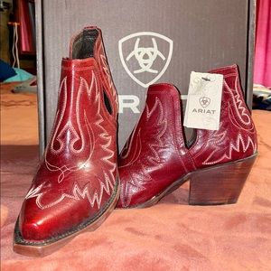 NWT Ariat Dixon Sz 9.5 Sangria Red